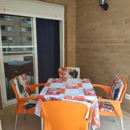 Apartamento 1ª línea de playa Oropesa del Mar Exterior foto