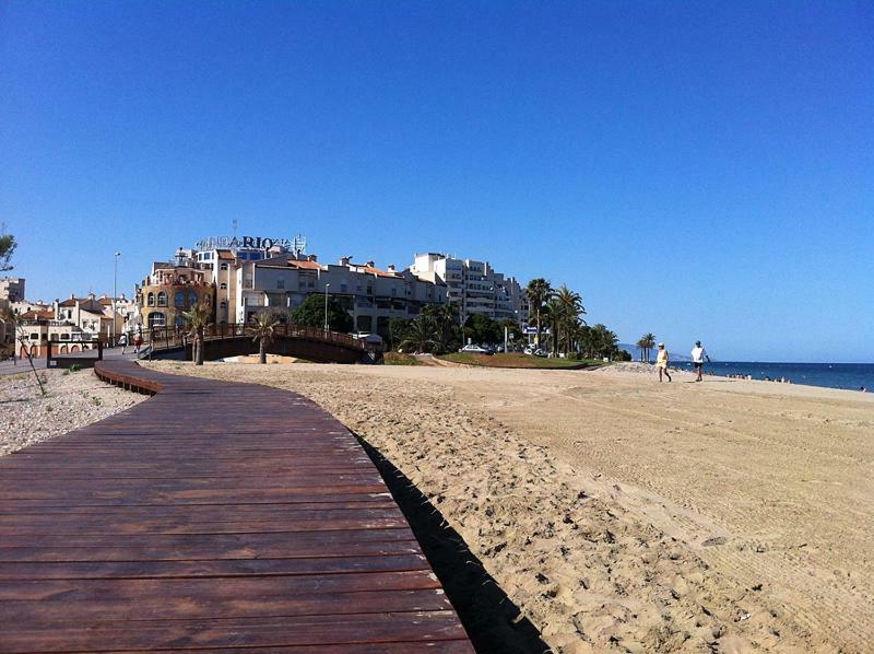 Apartamento 1ª línea de playa Oropesa del Mar Exterior foto