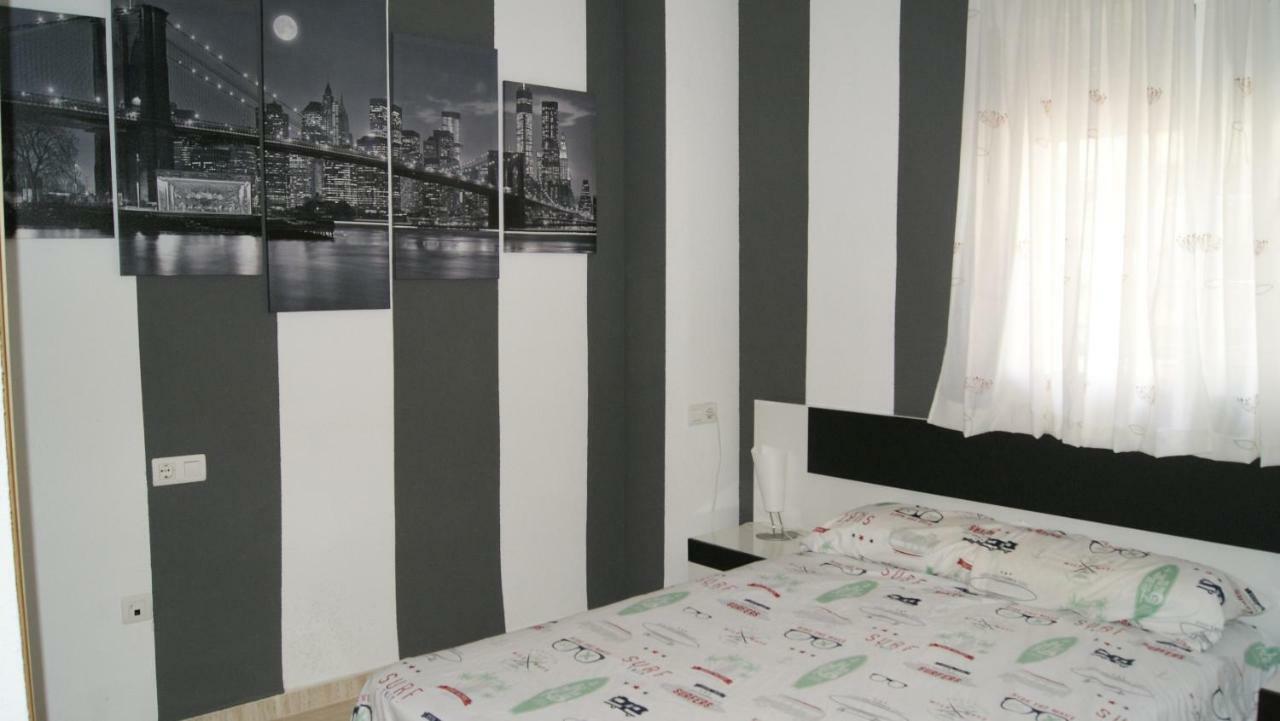 Apartamento 1ª línea de playa Oropesa del Mar Exterior foto