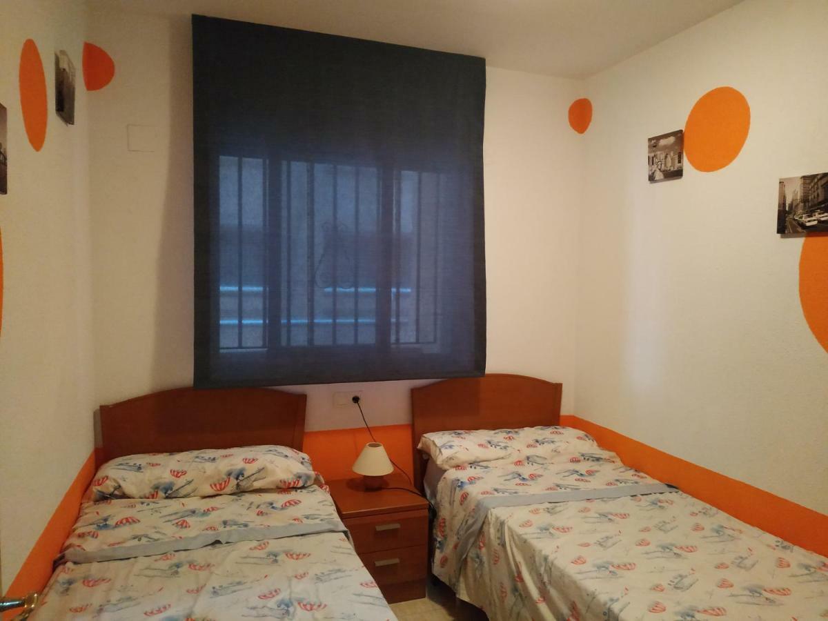 Apartamento 1ª línea de playa Oropesa del Mar Exterior foto
