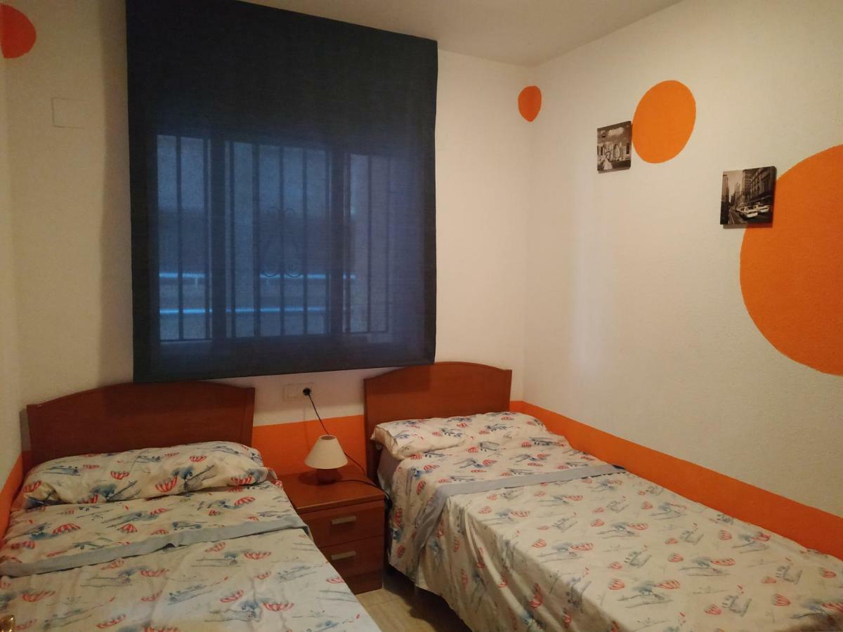 Apartamento 1ª línea de playa Oropesa del Mar Exterior foto